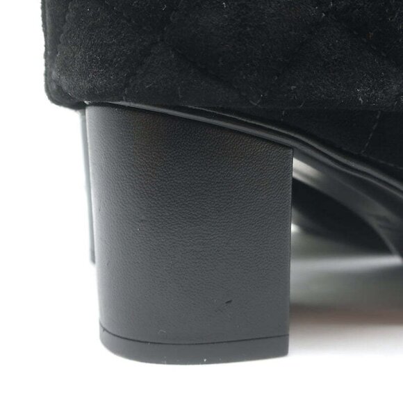 Chanel 17B Clover & Heart Quilted Fold-Over Boots Black Suede Size 35.5 - Picture 3 of 12